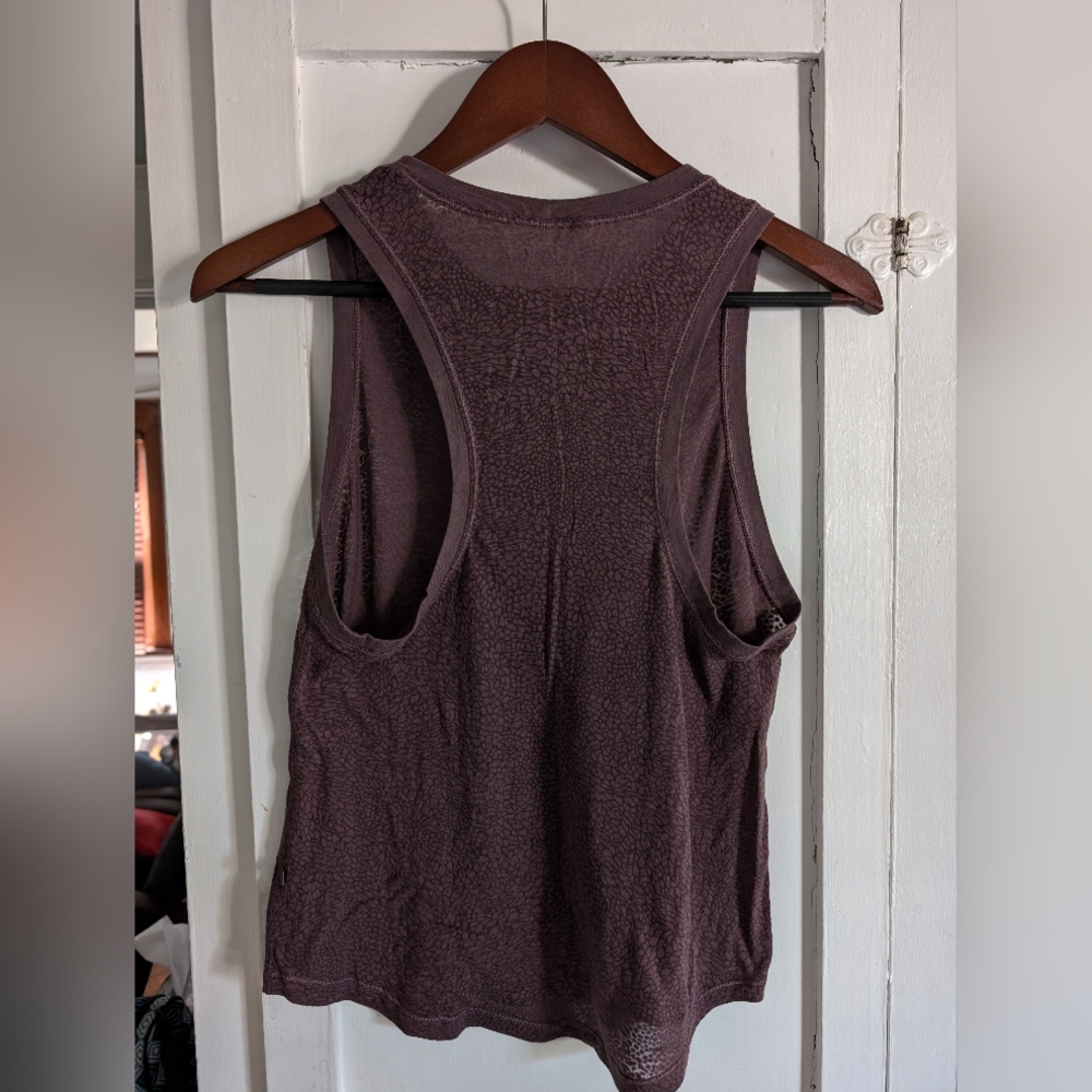Lululemon Hip Length Muscle Tank Size 6